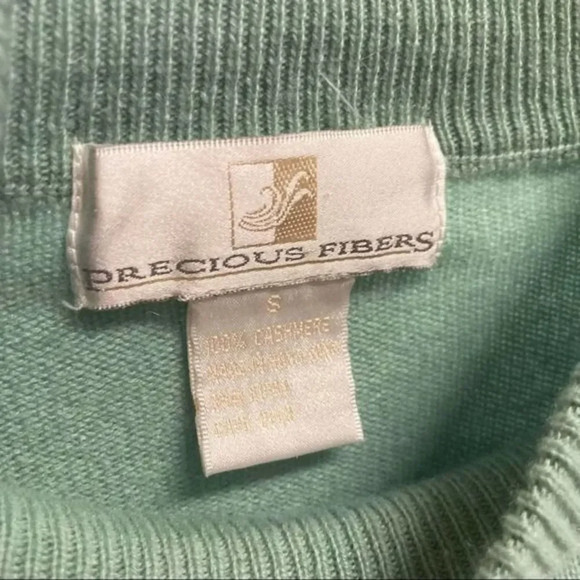 PRECIOUS FIBERS Mint Green 100% Cashmere Button Embellishment Small Sweater - Picture 2 of 6